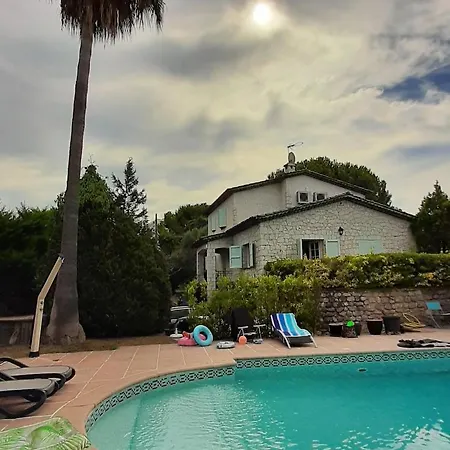 Bed and Breakfast Alessia Αντίμπ