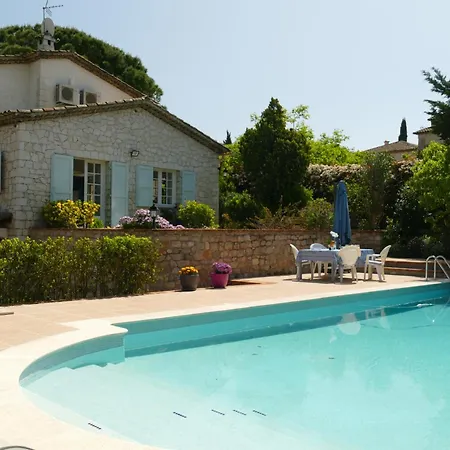 Alessia Bed & Breakfast 3*