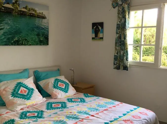 Alessia アンティーブ